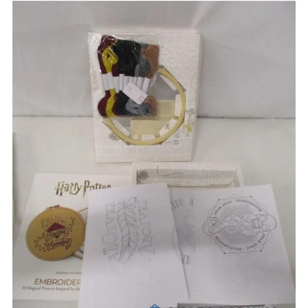 HARRY POTTER Wizarding World Embroidery Kit Make 2 Of 10 Magical Projects NWT